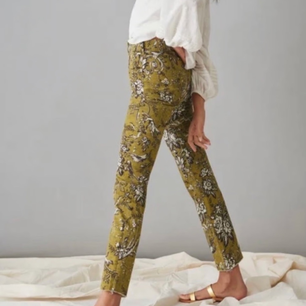 Anthropologie Pilcro Olive Floral Cropped Pants